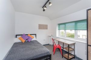 Bedroom- click for photo gallery